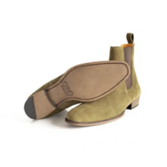 THE OLIVE GRANADA CHELSEA BOOTS limited edition